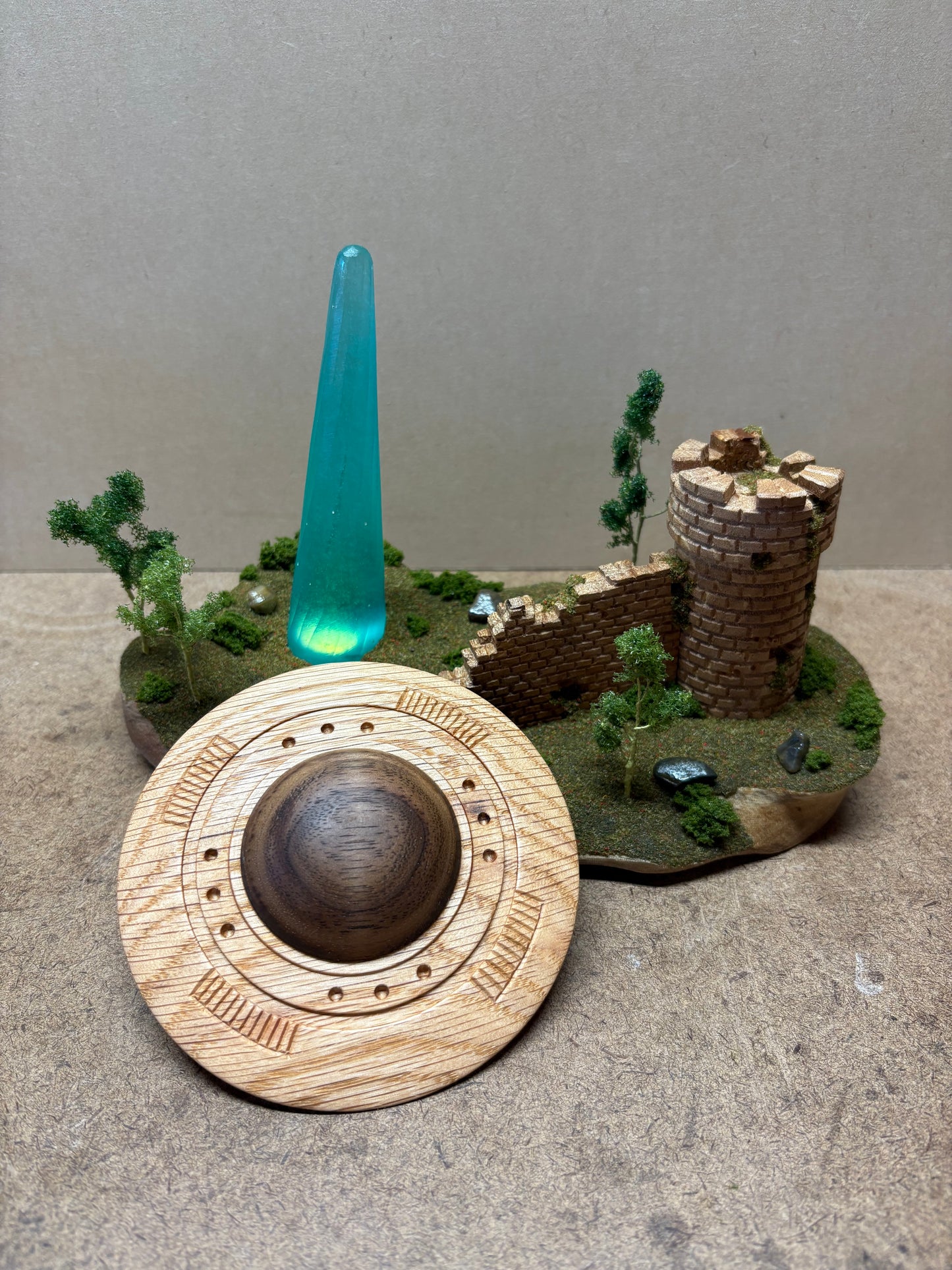Castle Wall UFO (1/2)