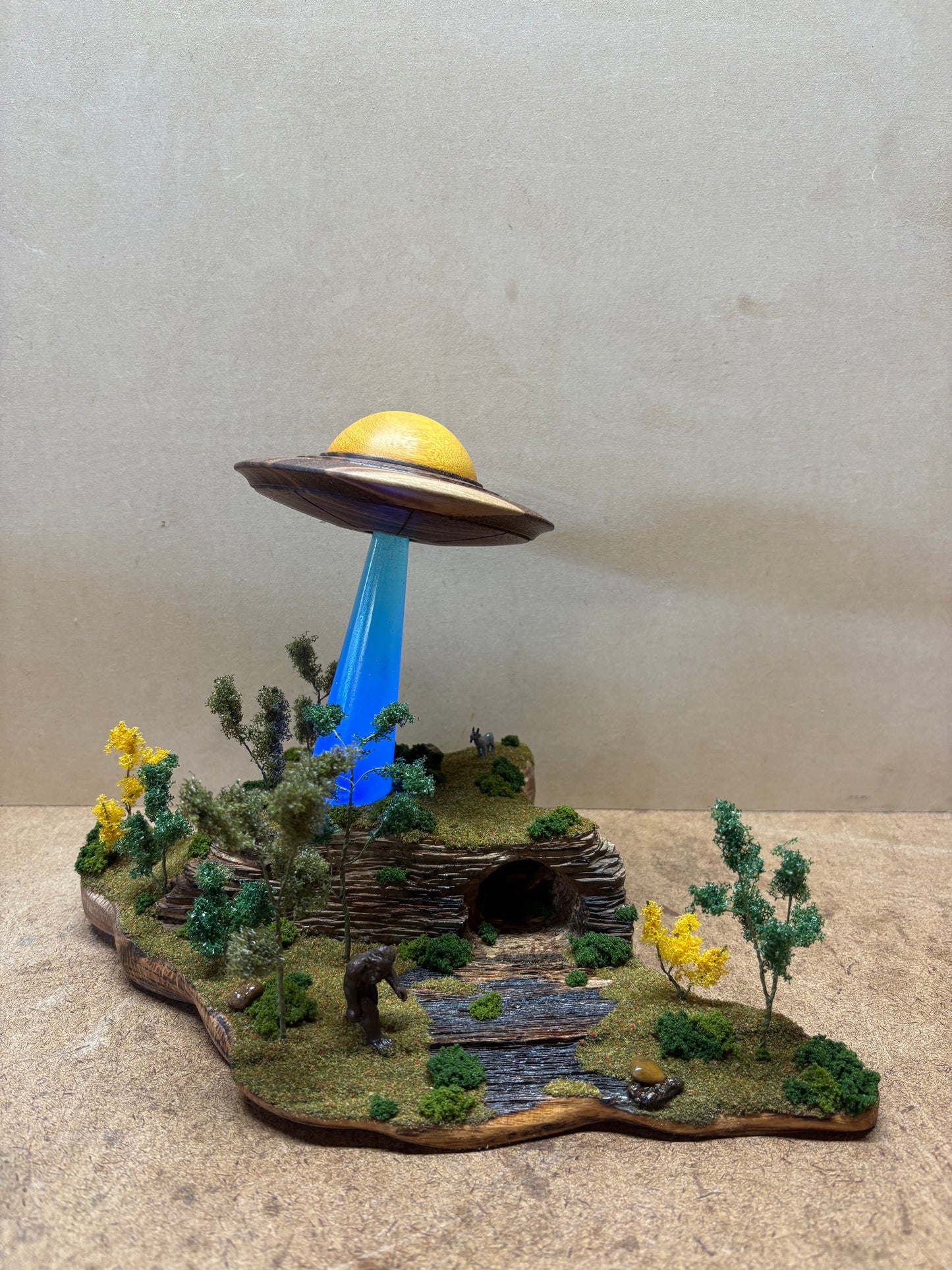 UFO Bigfoot Sighting