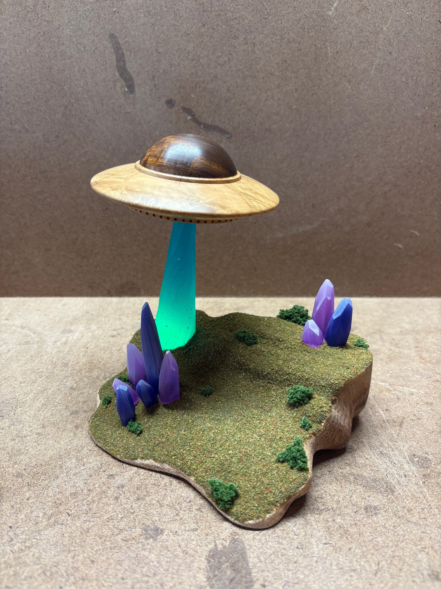 UFO over Alien World