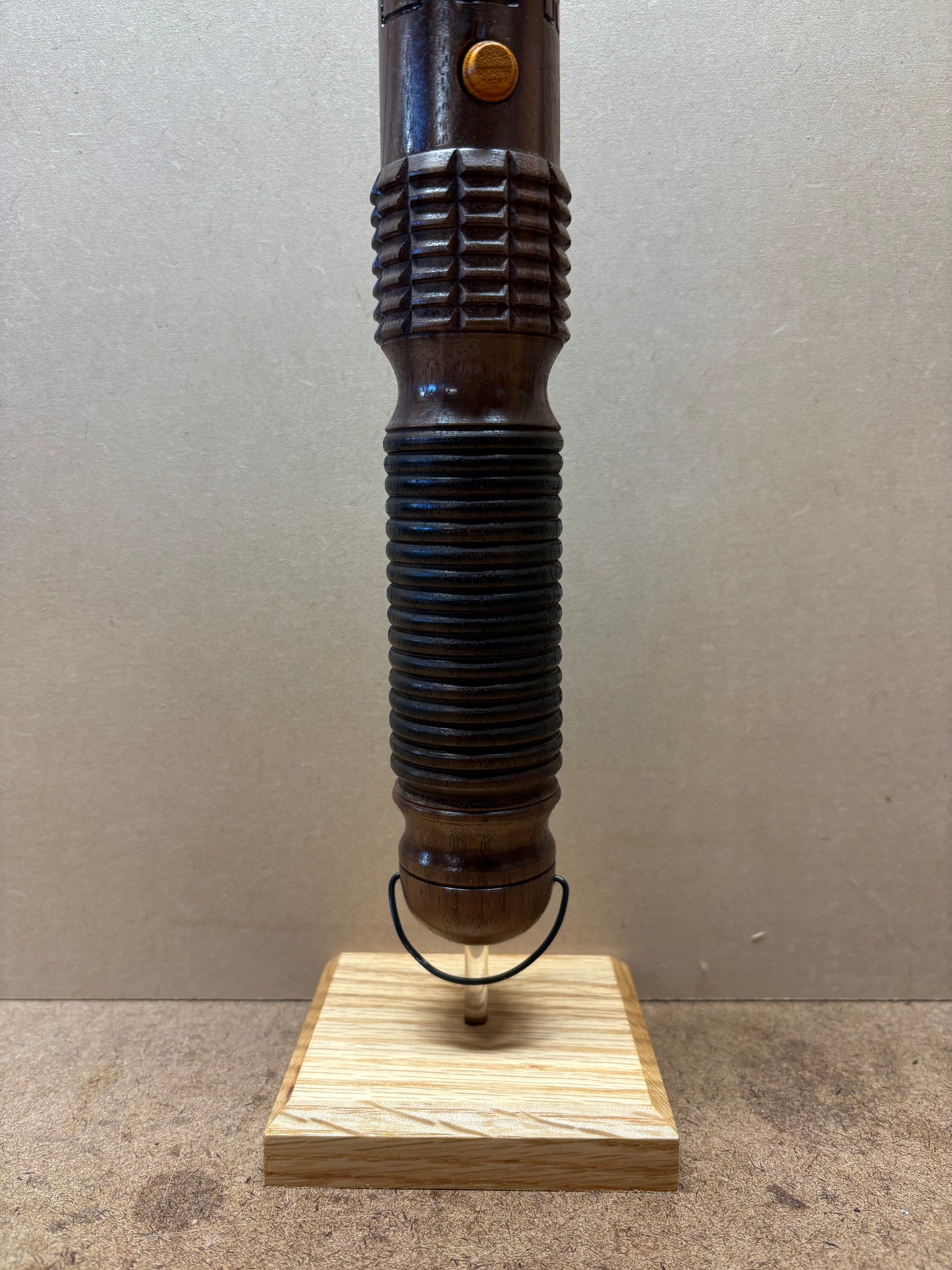 Eno Cordova Hilt