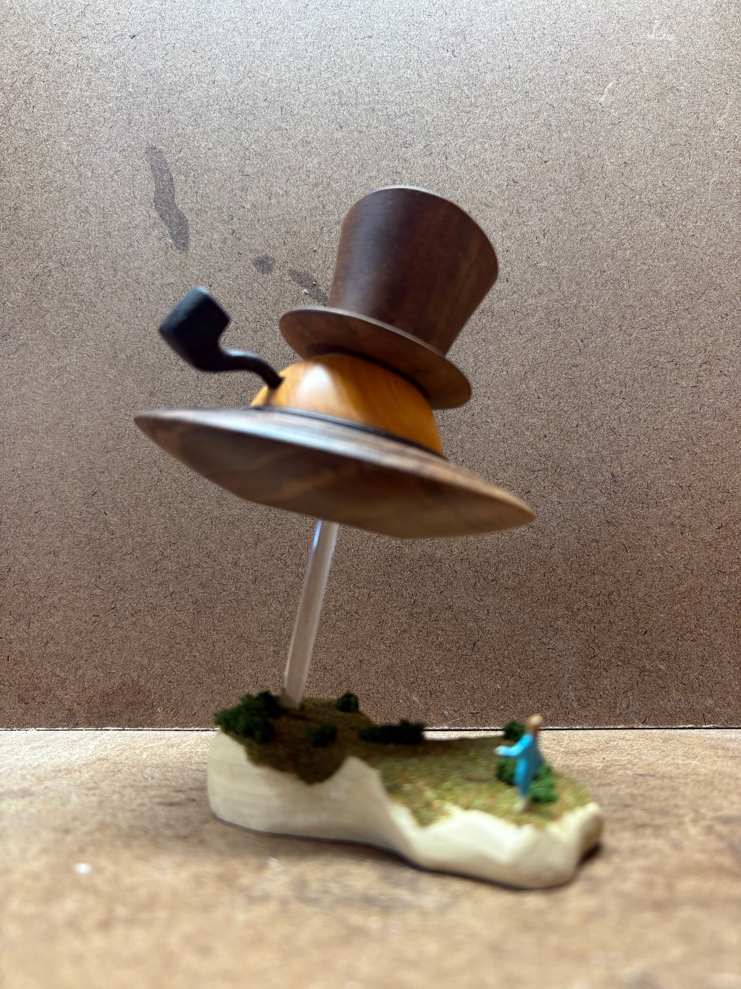 Fancy UFO the V