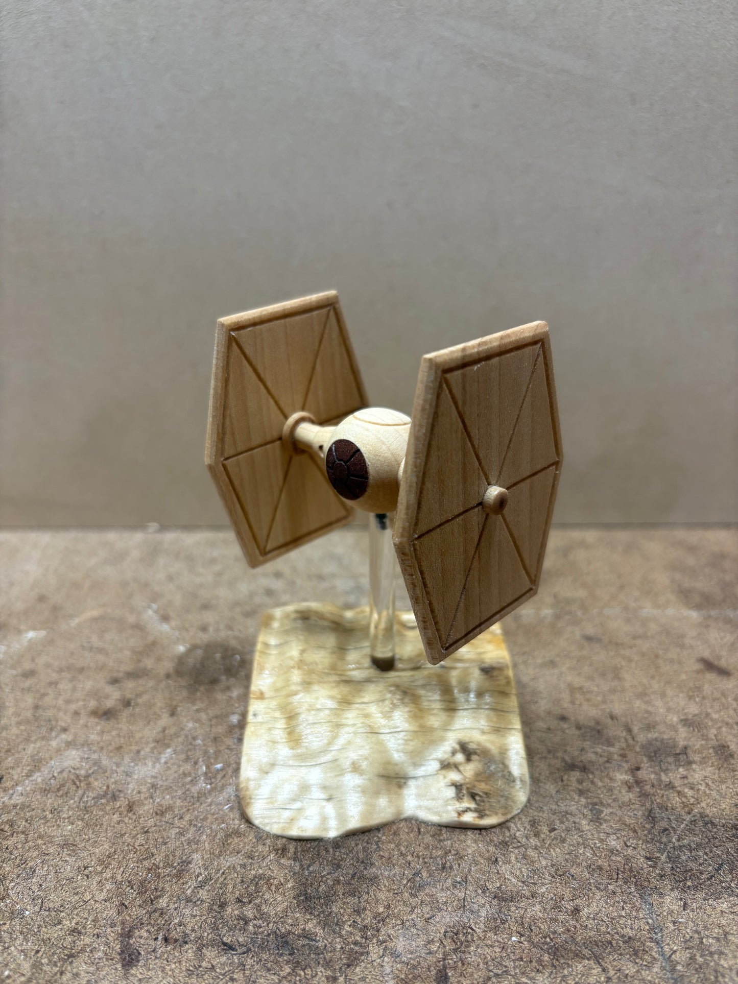 Tie Mini