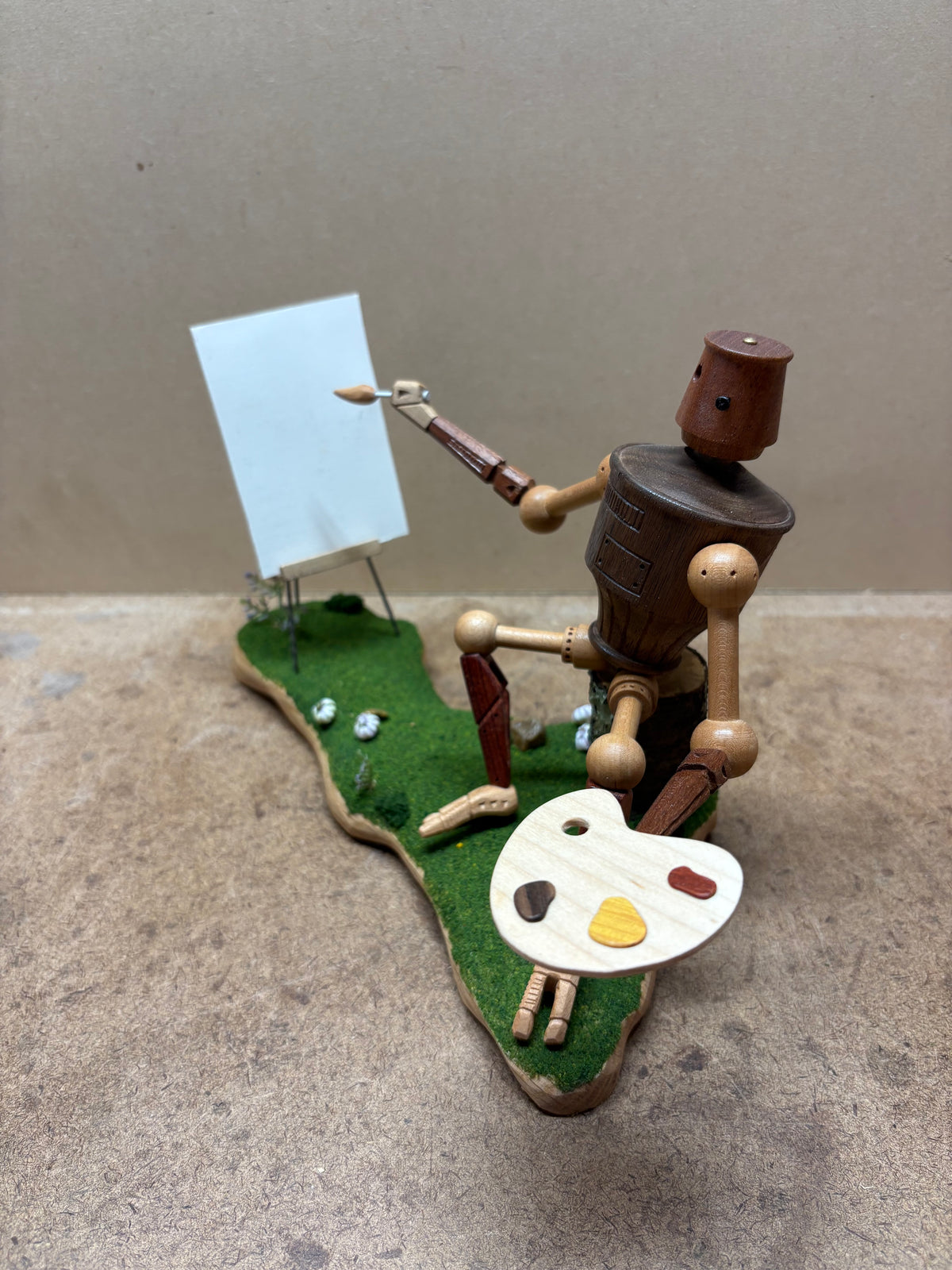 Pingo the Painter