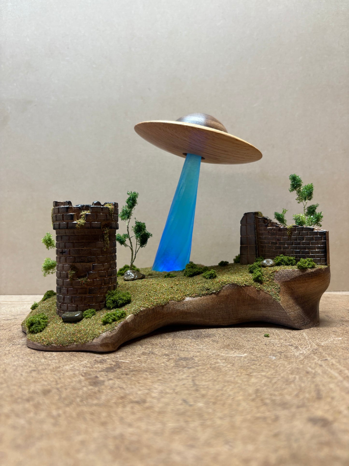 Castle Wall UFO 2/2