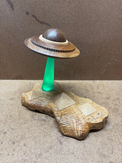 UFO over the Pyramids