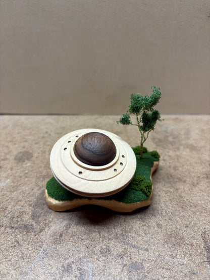 Mini UFO Landing