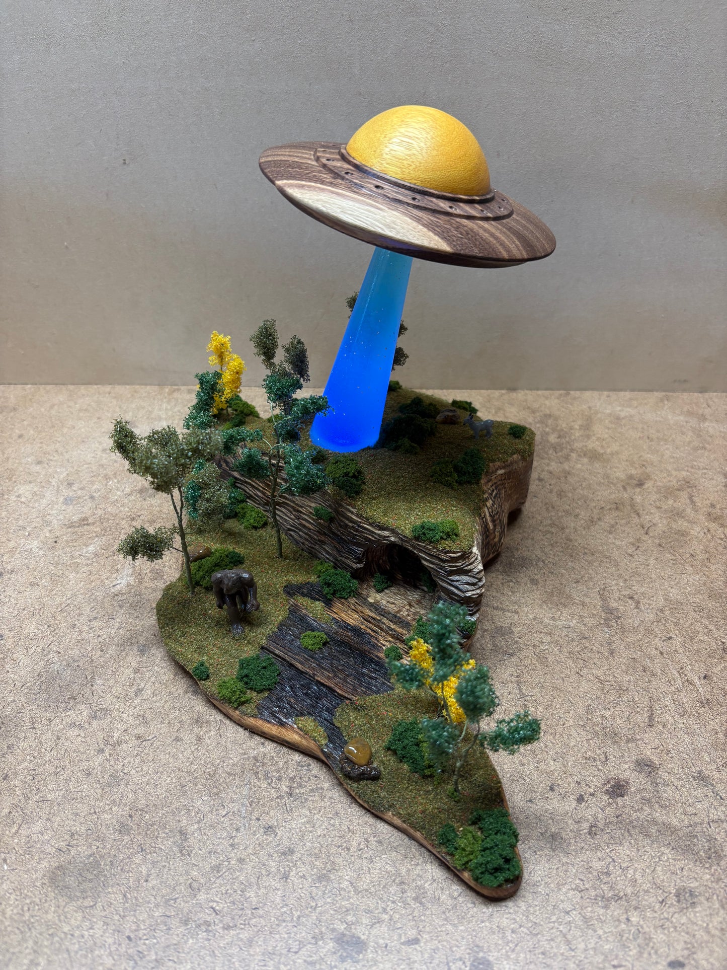 UFO Bigfoot Sighting
