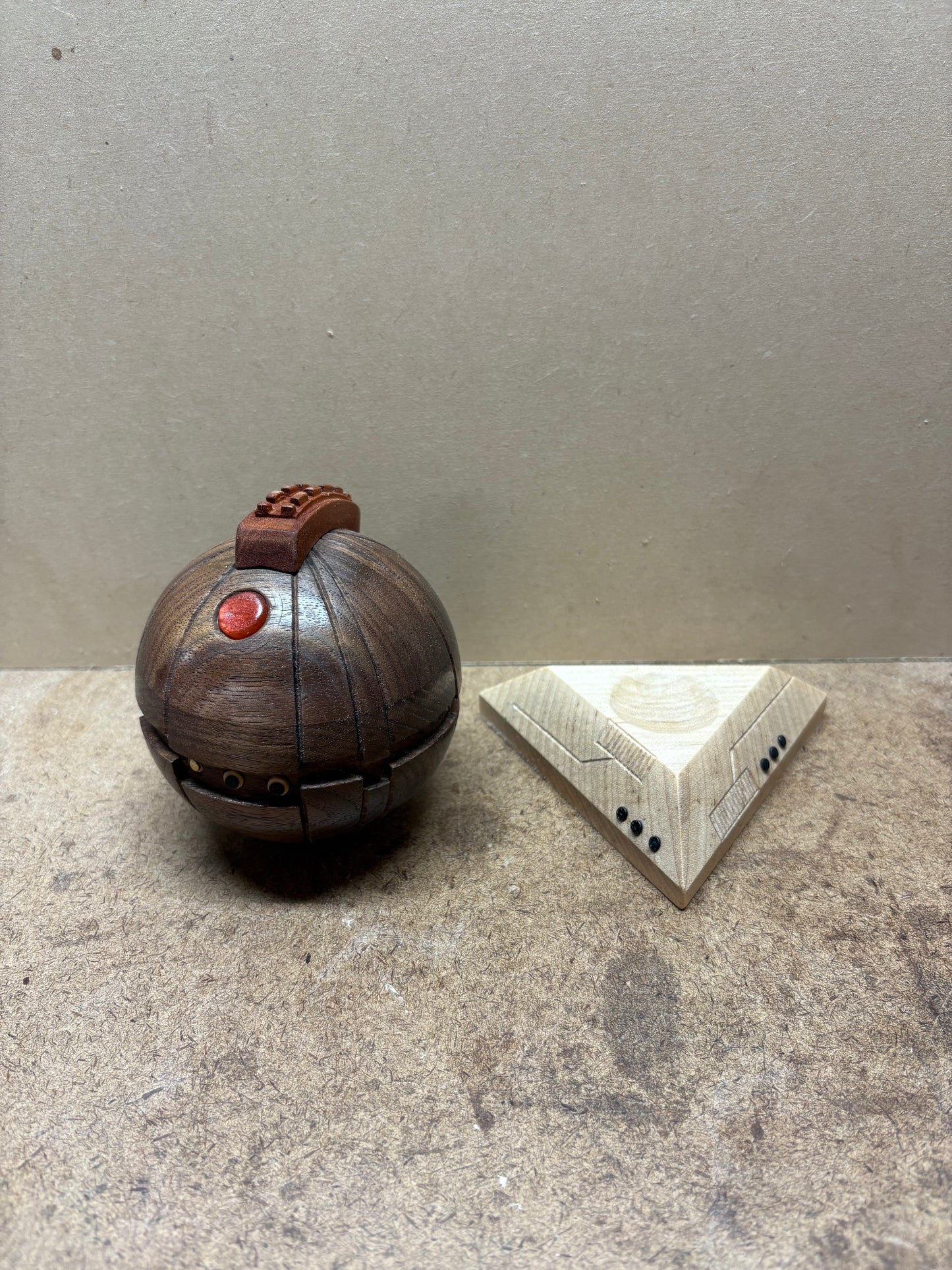 Walnut Detonator