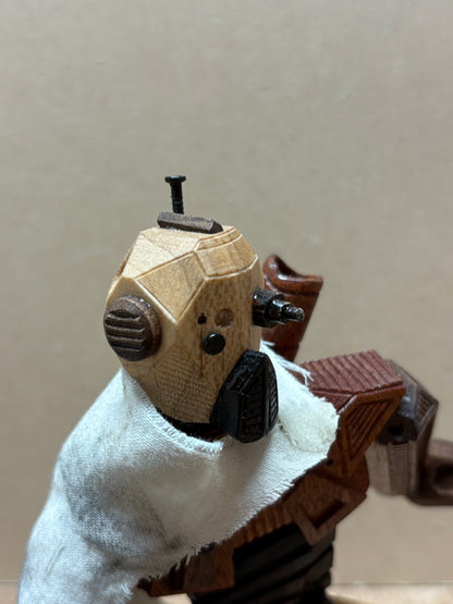 Deadroot the Tracker Bot