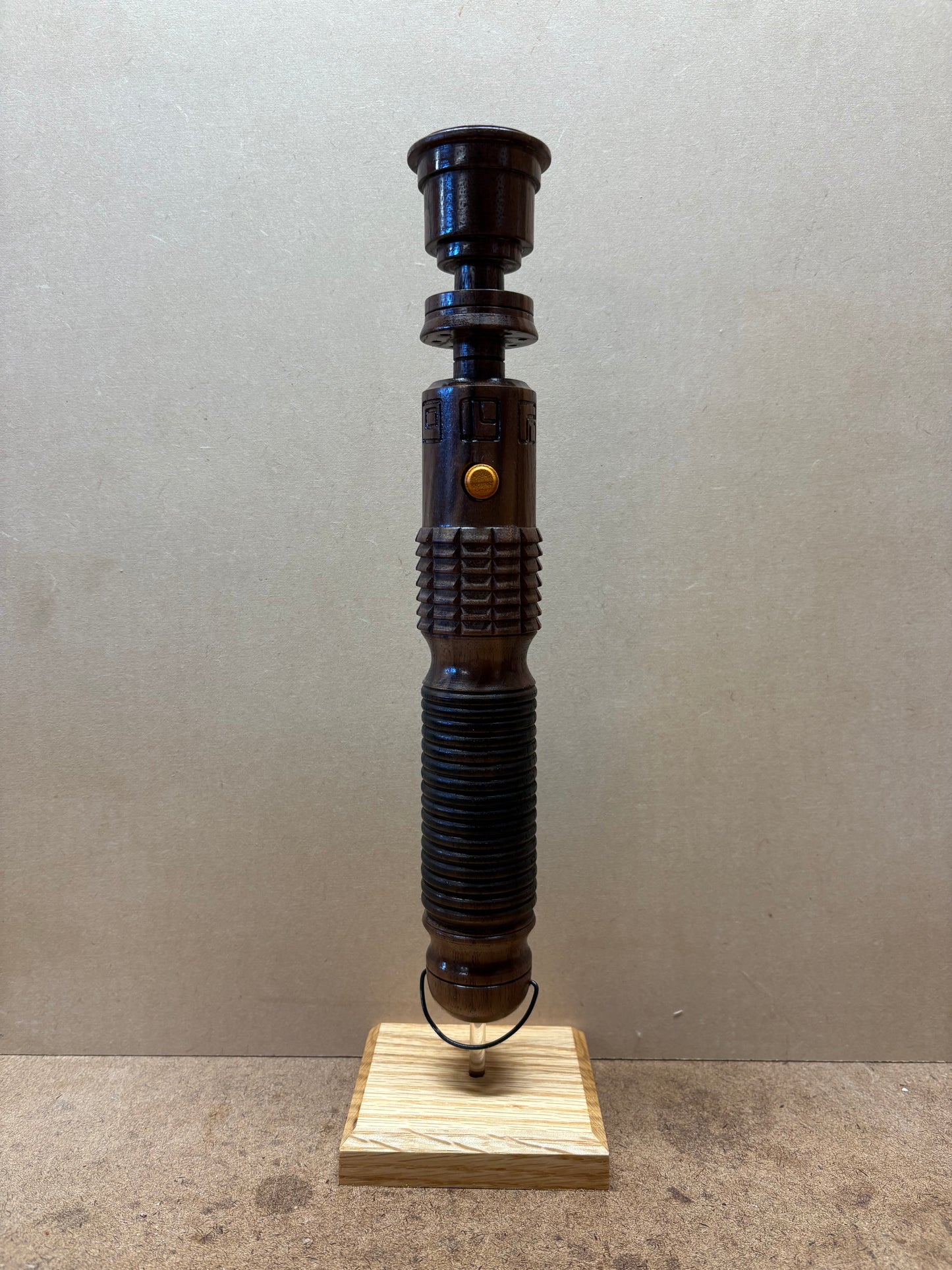 Eno Cordova Hilt
