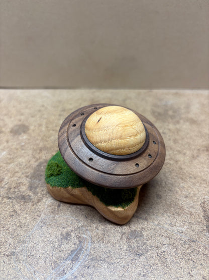 Mini UFO Landing
