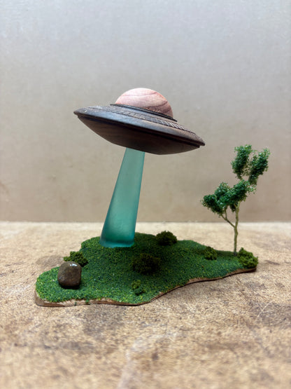 Mini Flyby UFO