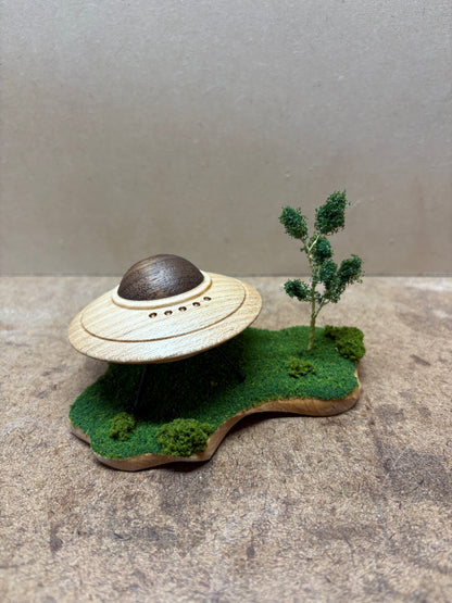 Mini Landed UFO