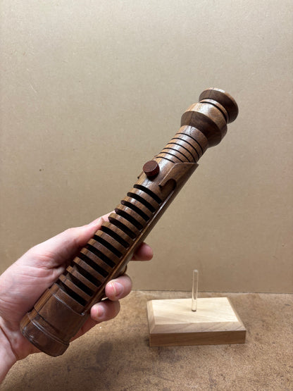 Qui-Gon’s Hilt