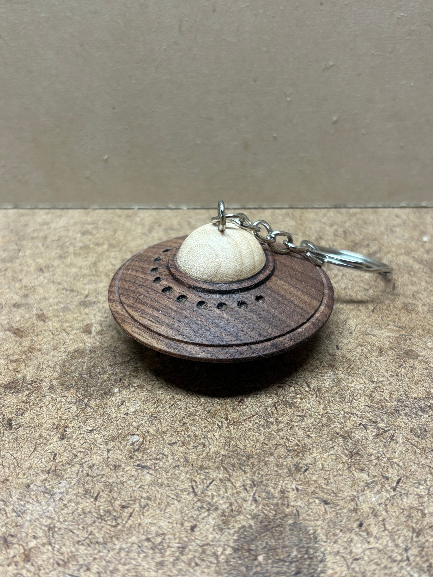 UFO Keychain (Walnut/Maple)