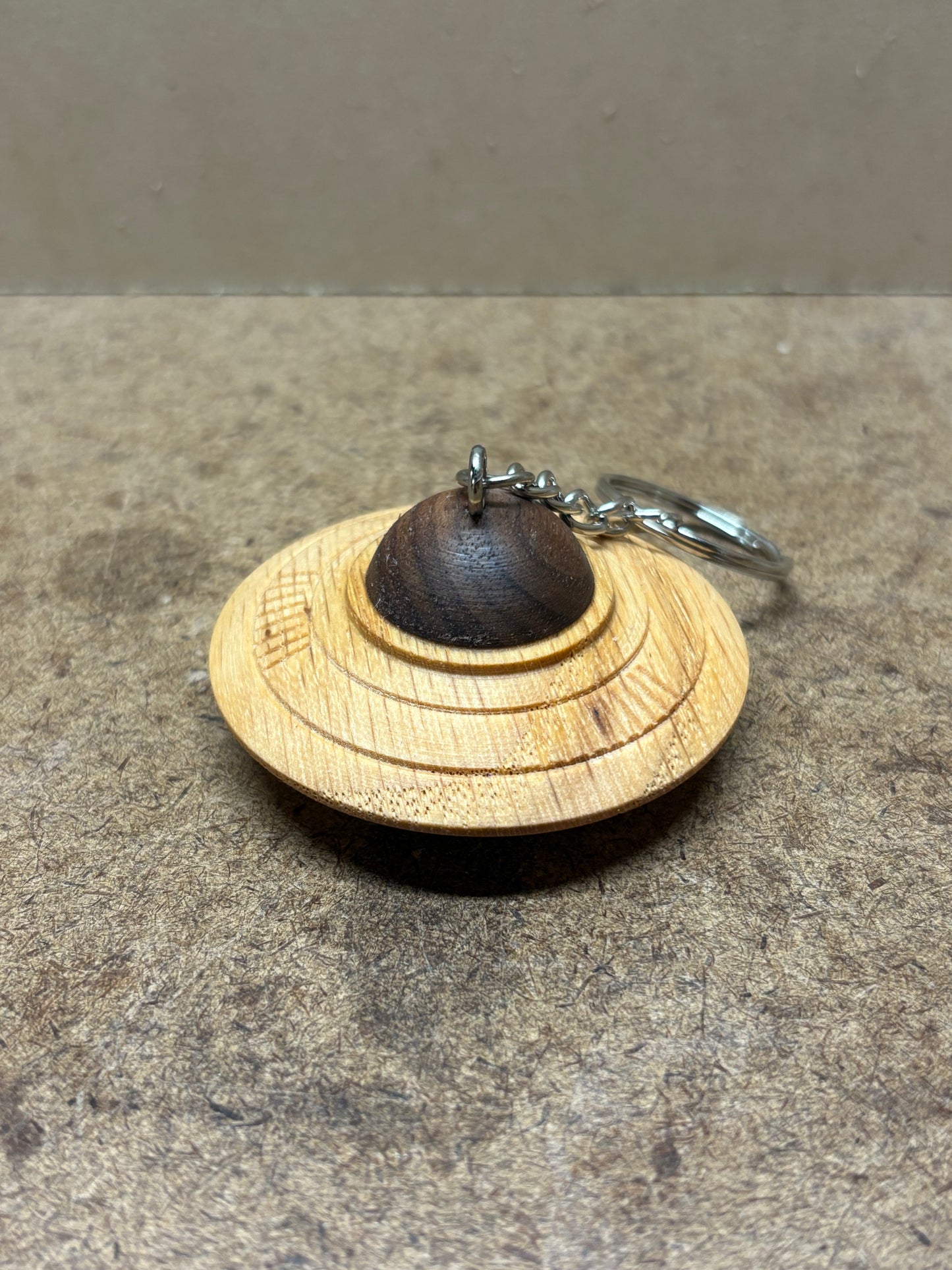UFO Keychain (Oak/Walnut)