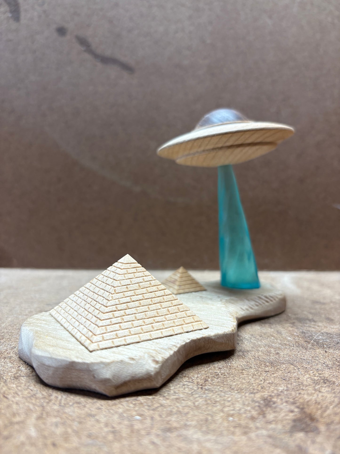 UFO over the Pyramids