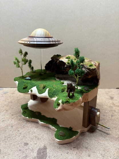 Mechanical “Bigfoot’s Cavern” UFO