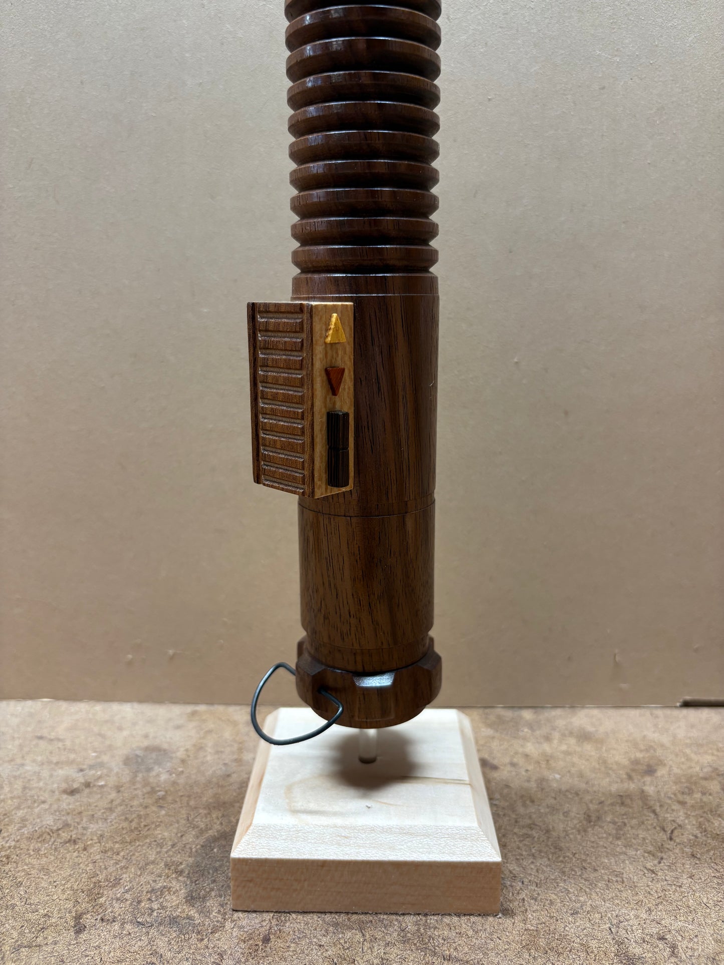 Luke’s Walnut Hilt