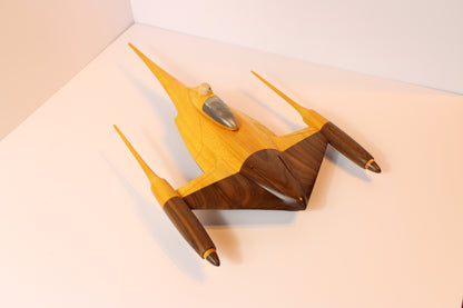 Starfighter over Theed