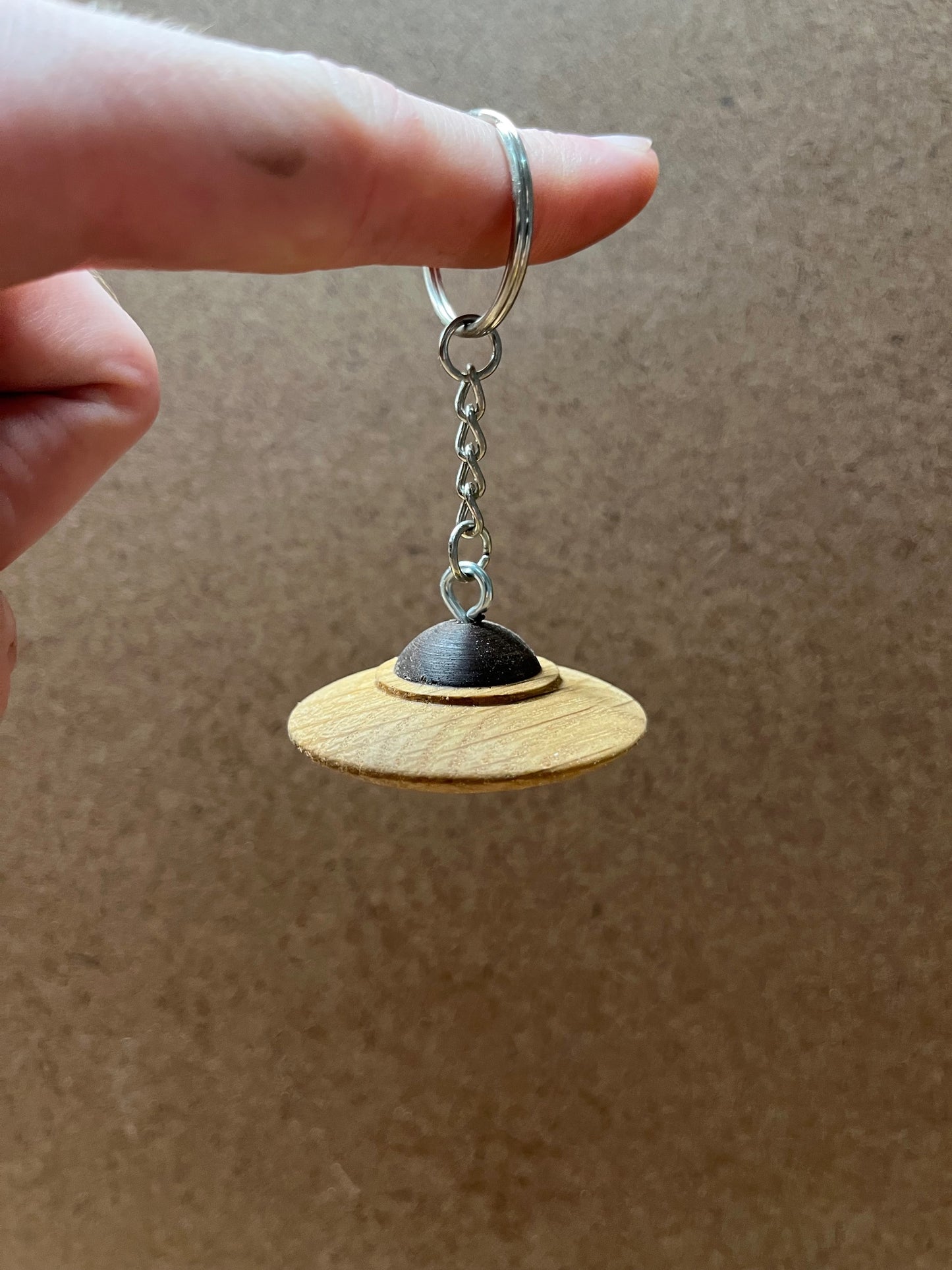 UFO Keychain (Oak, second batch)