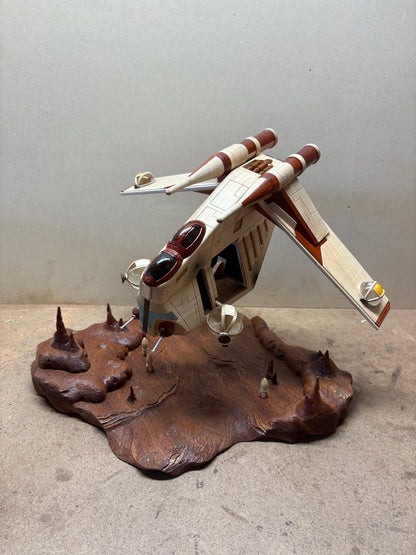 LAAT over Geonosis